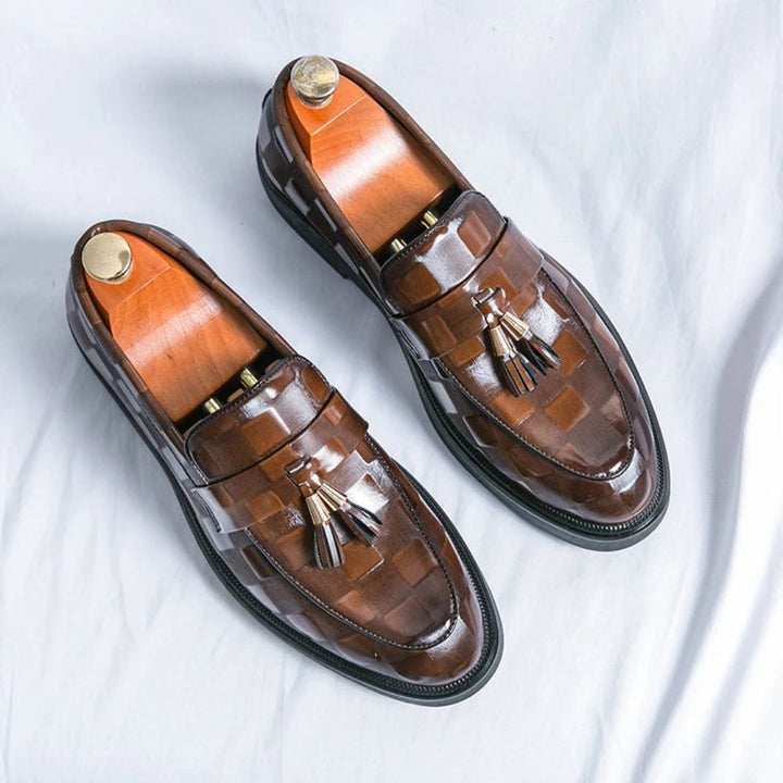 walnut brown