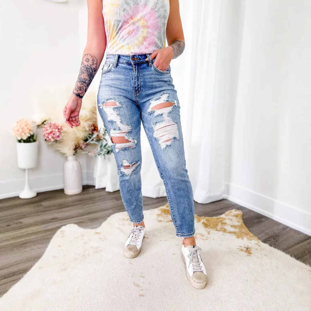 Women Ripped Denim Jeans Artisio