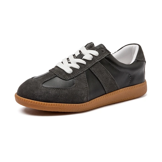 Women Chic Retro Court Sneakers Artisio
