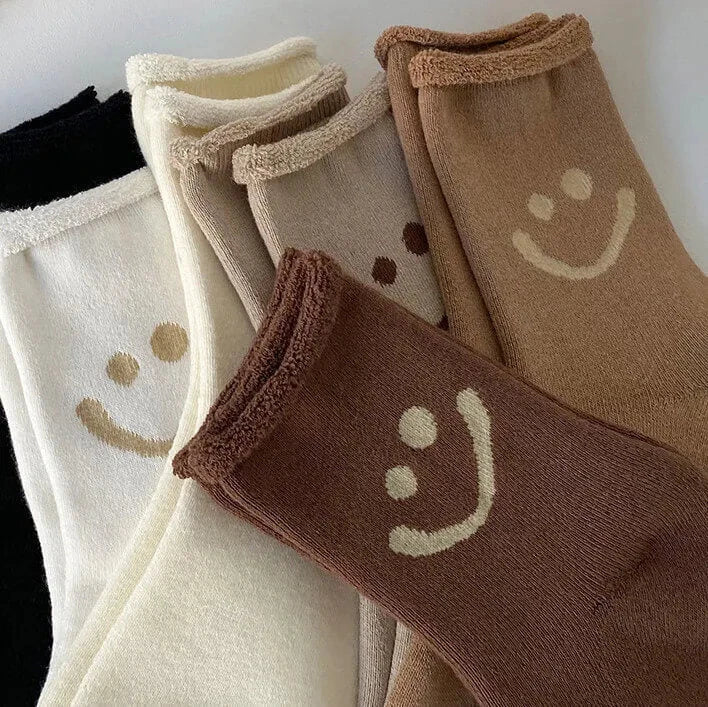 Women's Happy Face Ankle Socks Artisio
