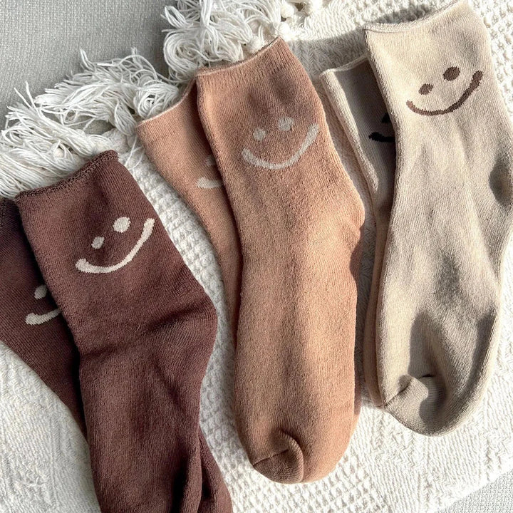 Women's Happy Face Ankle Socks Artisio