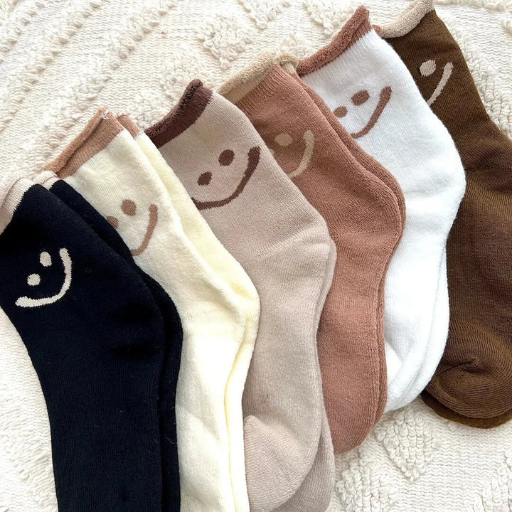 Women's Happy Face Ankle Socks Artisio