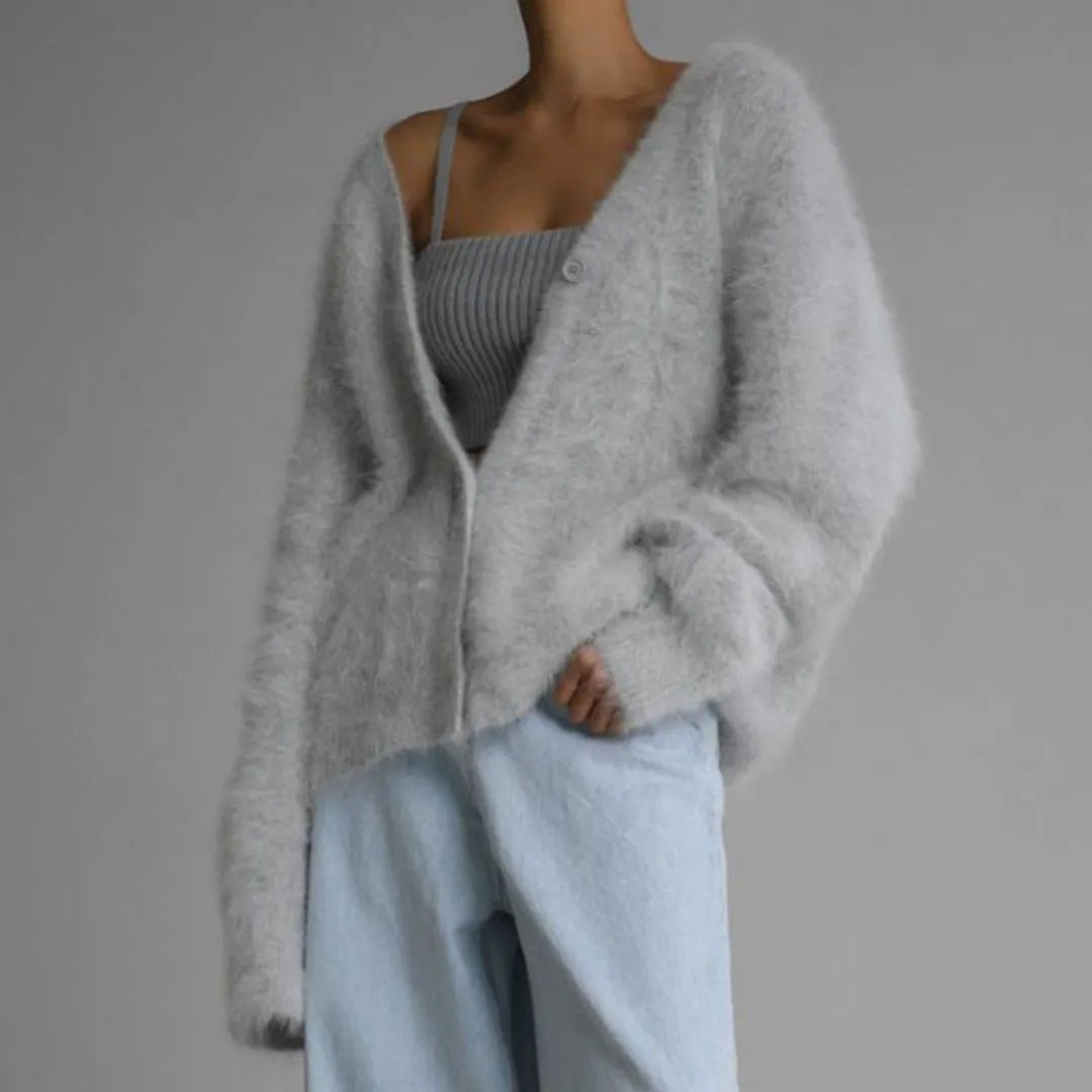 Women’s Oversized Fluffy Knit Cardigan Artisio
