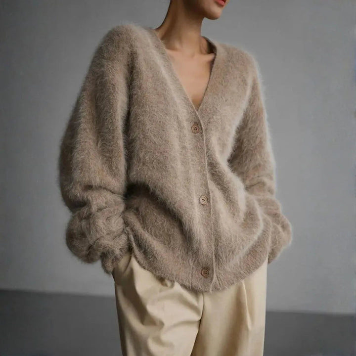 Women’s Oversized Fluffy Knit Cardigan Artisio