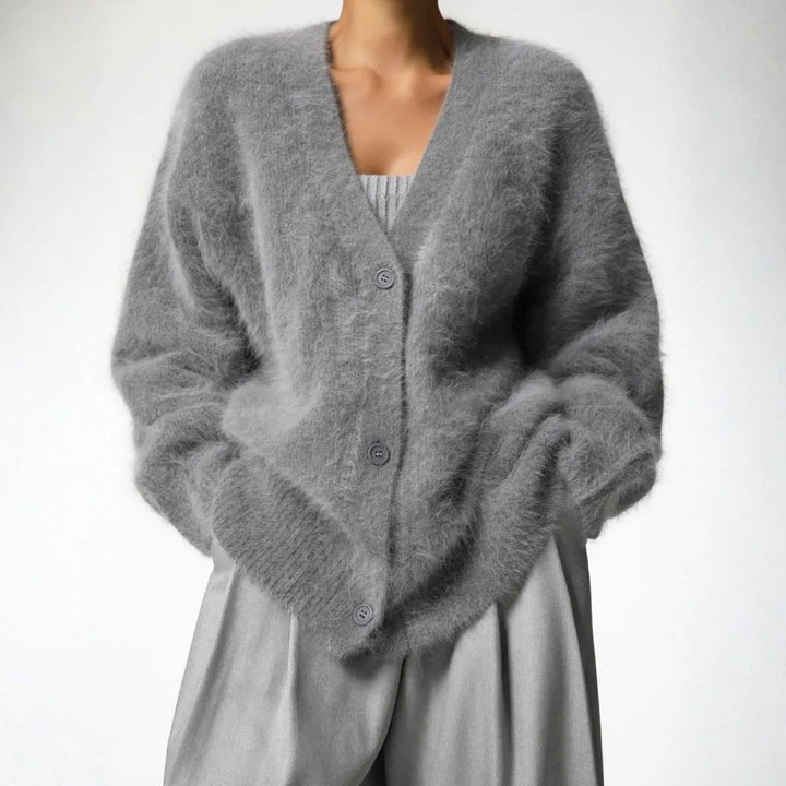 Women’s Oversized Fluffy Knit Cardigan Artisio