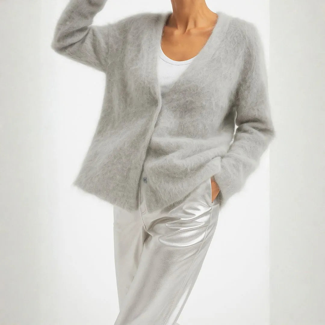 Women’s Oversized Fluffy Knit Cardigan Artisio