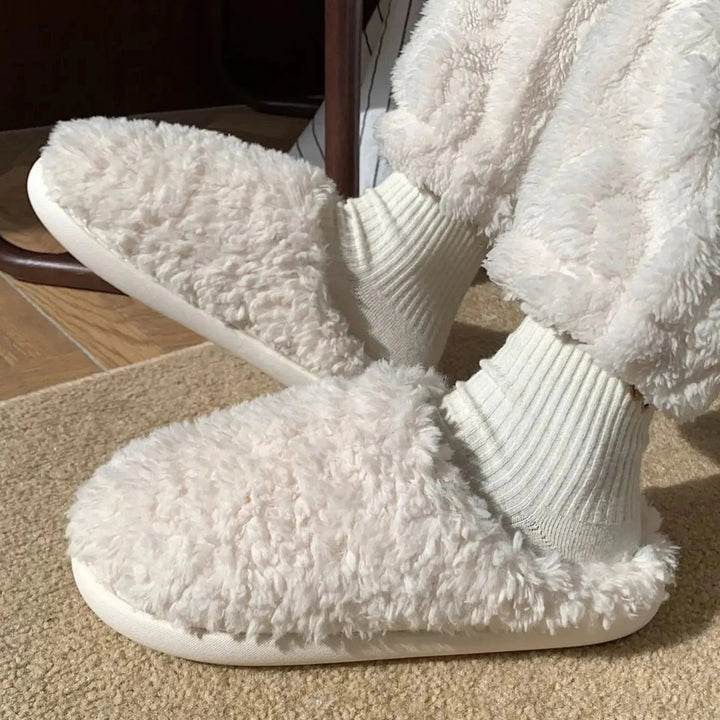 Women’s Plush Slip-On House Slippers Artisio