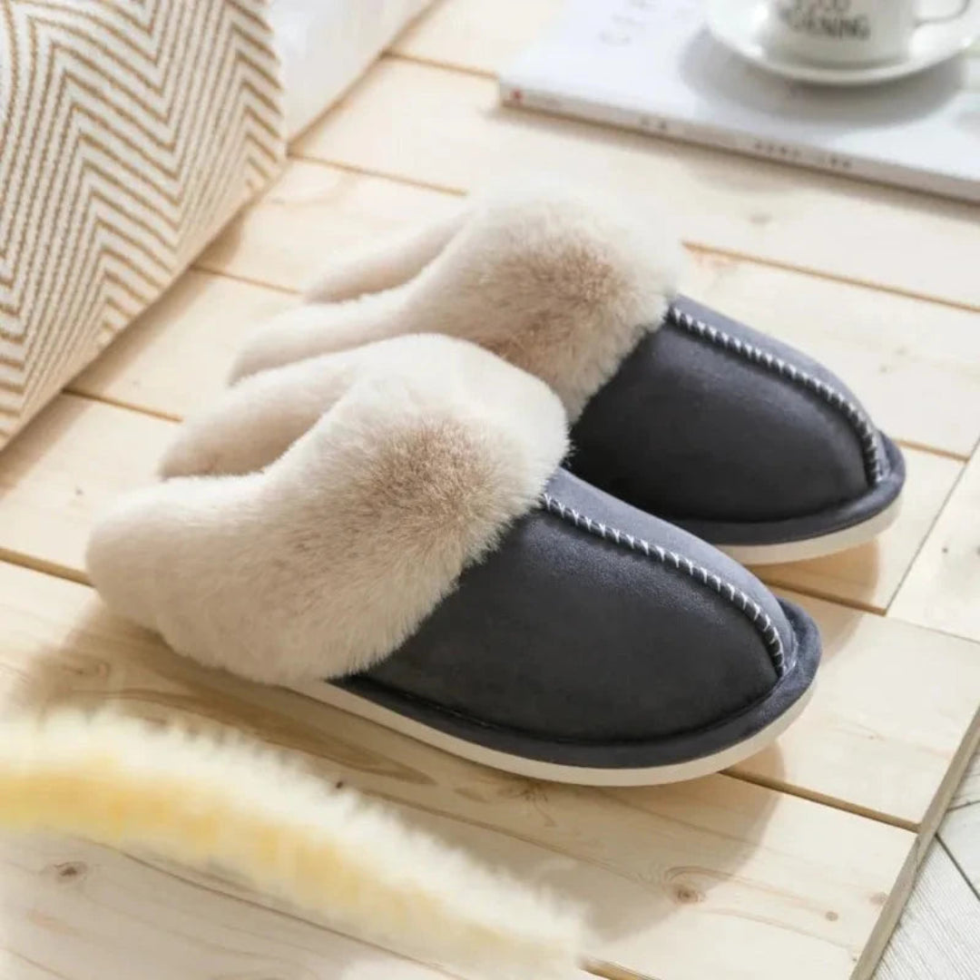 Women’s Plush Slip-On Slippers Artisio