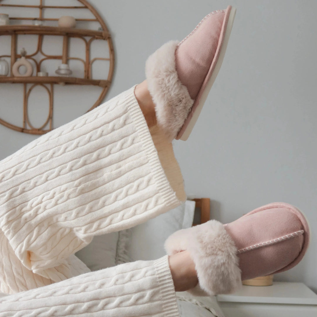 Women’s Plush Slip-On Slippers Artisio