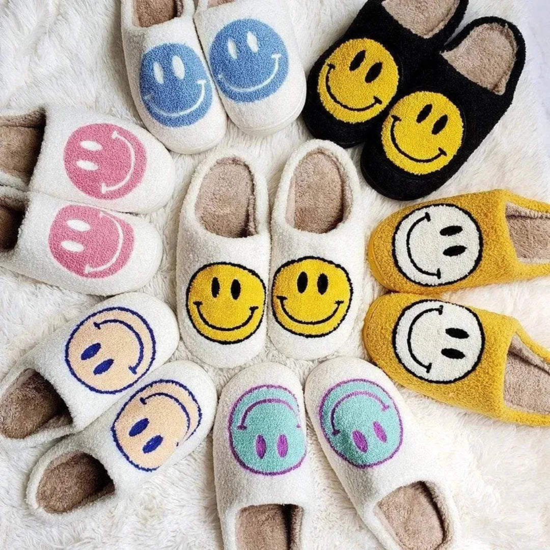 Happy Face Slippers Artisio