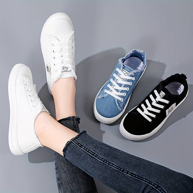 Victoria Canvas Sneakers