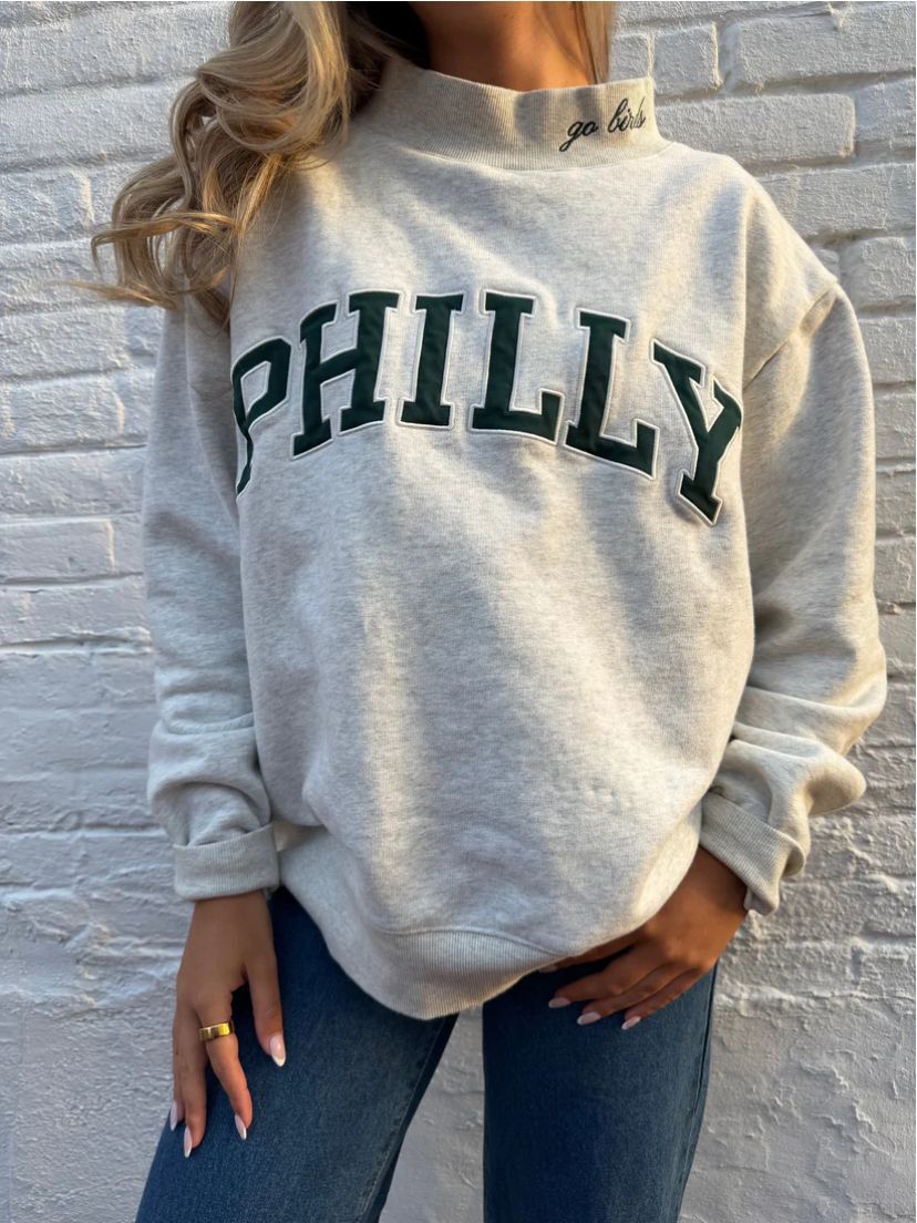 Women's Oversized Graphic Logo Sweatshirt - view 1 - Artisio